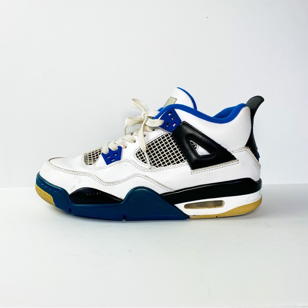 Nike Jordan 4 “Motorsports”